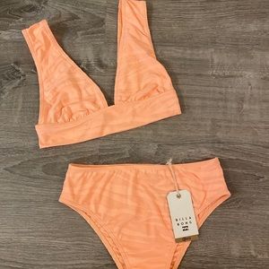 🔥BILLABONG NEON PEACH PLUNGE HIGH WAIST BIKINI
